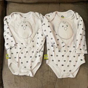 Nested bean body suit set